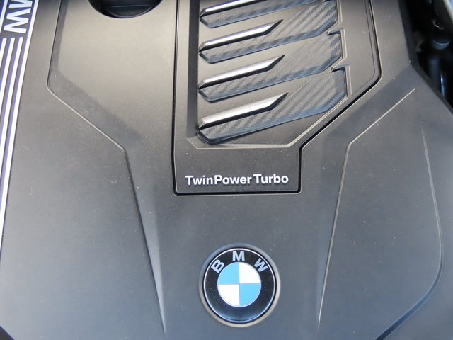 Thumbnail: 2022 BMW X5 - 22