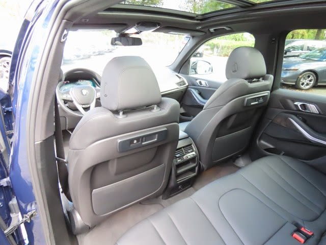 Thumbnail: 2022 BMW X5 - 23