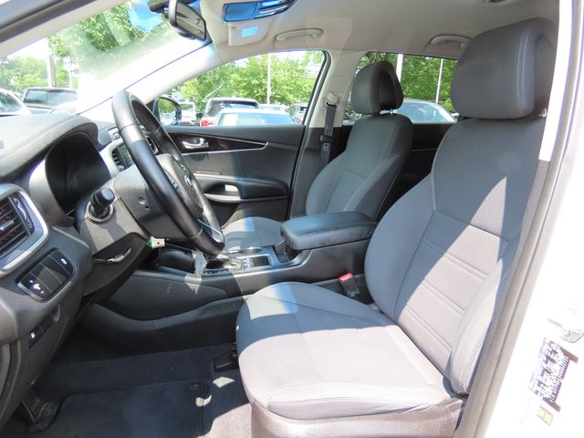 Thumbnail: 2016 Kia Sorento - 11