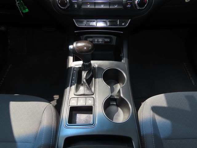 Thumbnail: 2016 Kia Sorento - 16