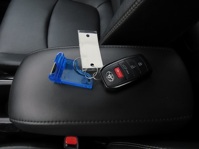 Thumbnail: 2024 Toyota Corolla Cross - 18