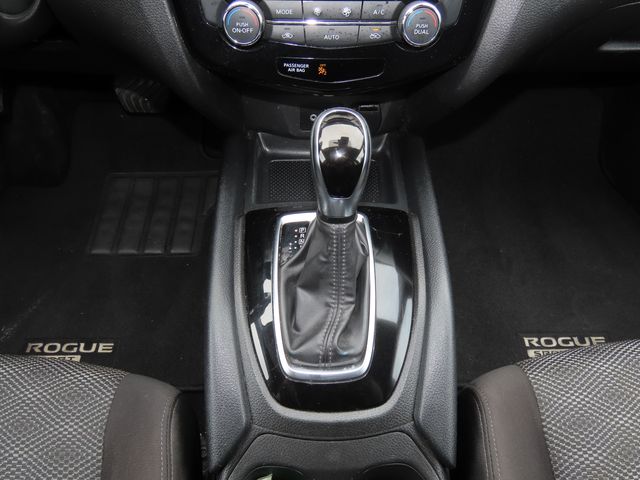 Thumbnail: 2021 Nissan Rogue Sport - 13