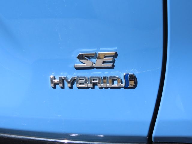 Thumbnail: 2022 Toyota RAV4 - 21