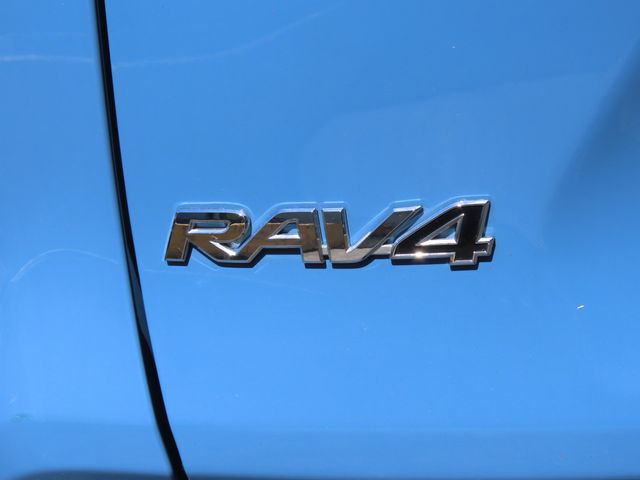Thumbnail: 2022 Toyota RAV4 - 6