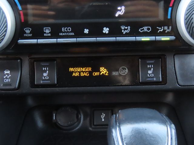 Thumbnail: 2022 Toyota RAV4 - 29
