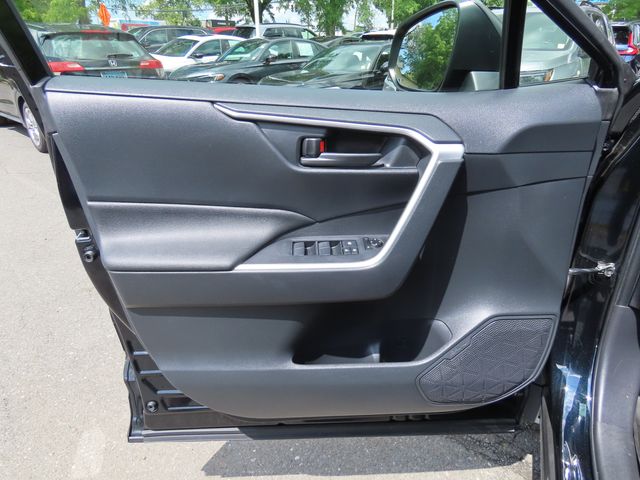 Thumbnail: 2019 Toyota RAV4 - 22