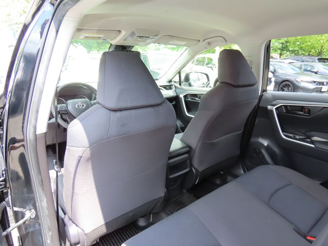 Thumbnail: 2019 Toyota RAV4 - 21