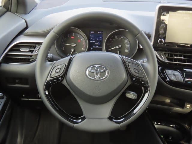 Thumbnail: 2021 Toyota C-HR - 9