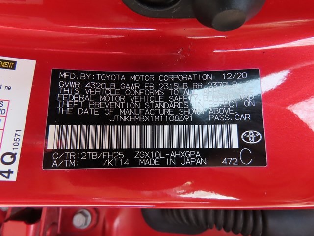 Thumbnail: 2021 Toyota C-HR - 18