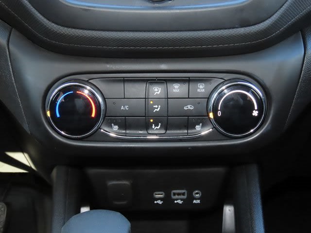 Thumbnail: 2023 Chevrolet TrailBlazer - 26