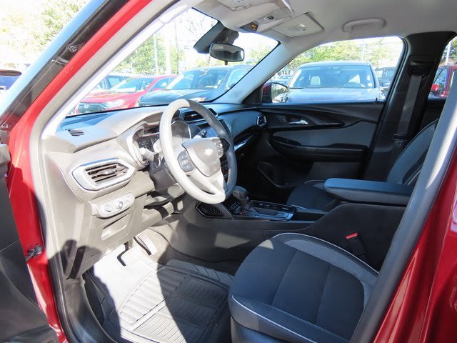 Thumbnail: 2023 Chevrolet TrailBlazer - 9