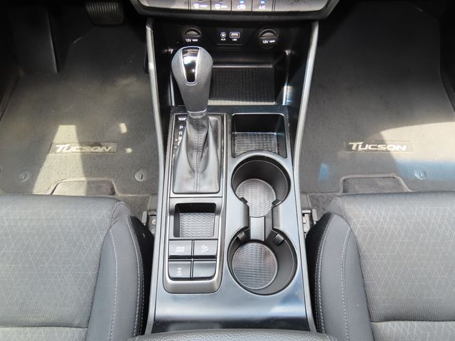 Thumbnail: 2016 Hyundai Tucson - 16