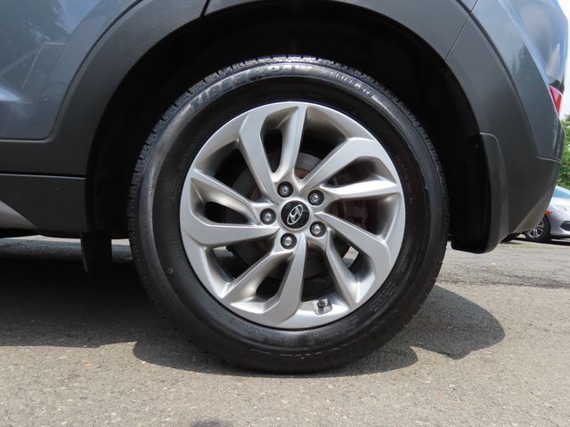 Thumbnail: 2016 Hyundai Tucson - 8
