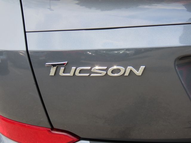 Thumbnail: 2016 Hyundai Tucson - 7
