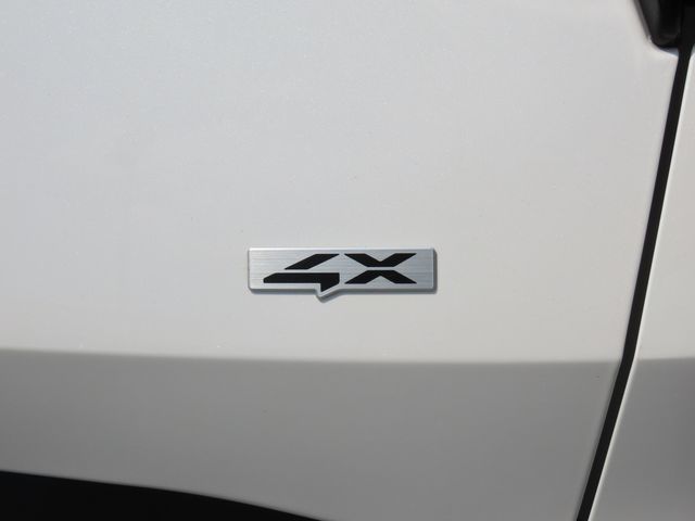 Thumbnail: 2023 Kia Sportage - 21