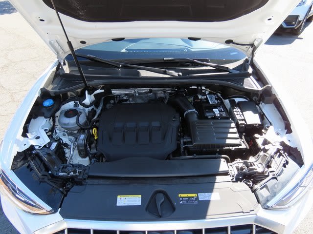 Thumbnail: 2023 Audi Q3 - 9