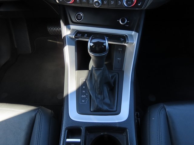 Thumbnail: 2023 Audi Q3 - 16