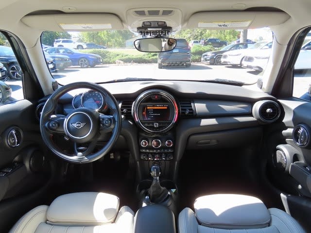 Thumbnail: 2019 MINI Cooper - 10