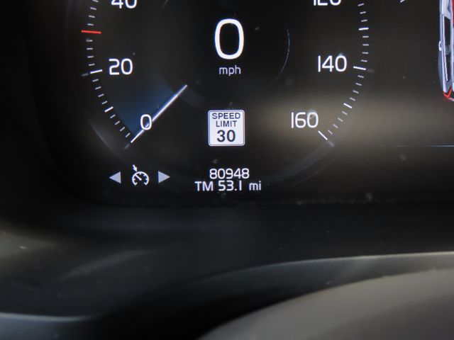 Thumbnail: 2020 Volvo V60 - 28