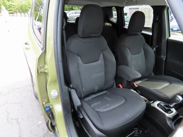 Thumbnail: 2015 Jeep Renegade - 10
