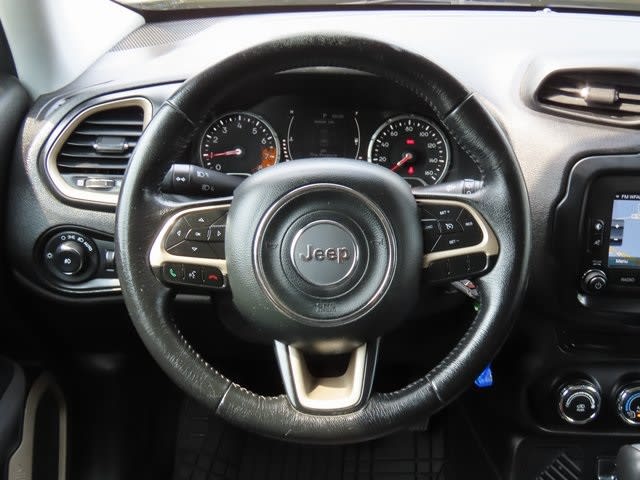 Thumbnail: 2015 Jeep Renegade - 12