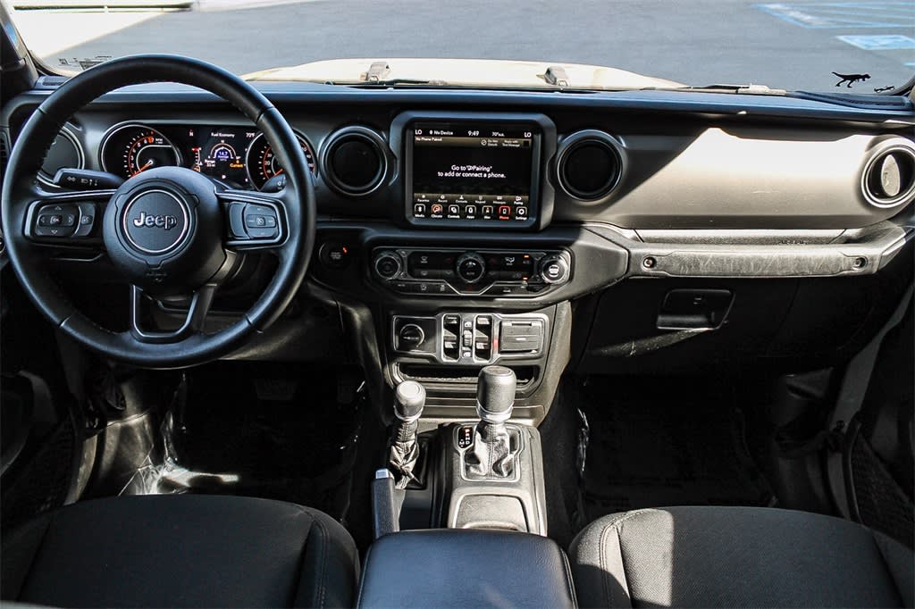 2021 Jeep Gladiator Sport 2