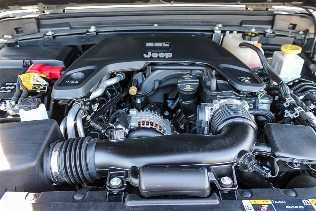 2021 Jeep Gladiator Sport 8