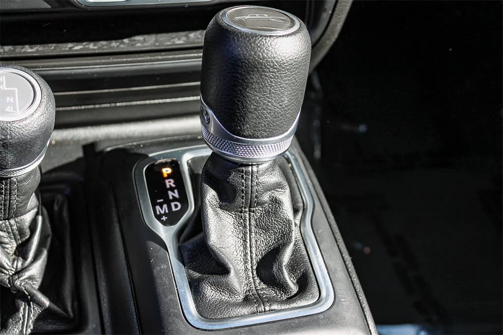 2021 Jeep Gladiator Sport 14