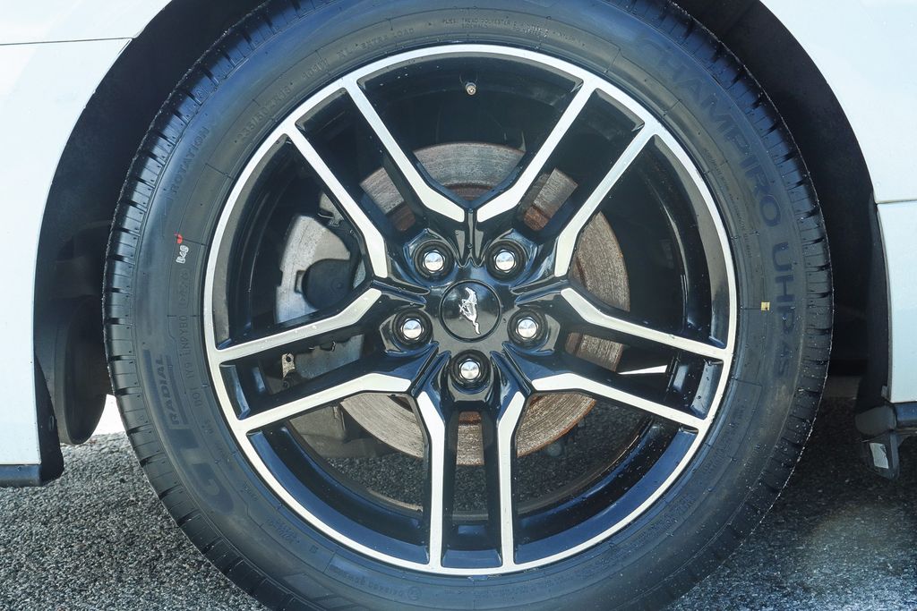 Thumbnail: 2020 Ford Mustang - 28