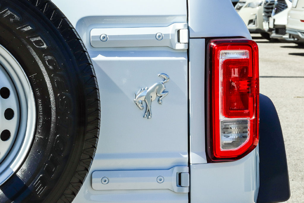 Thumbnail: 2025 Ford Bronco - 20