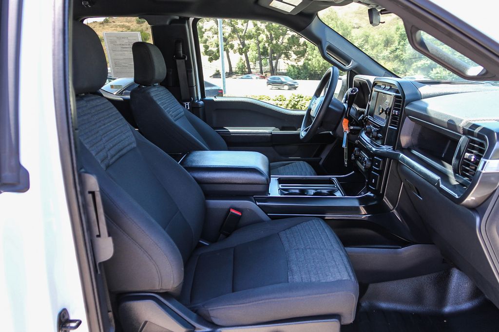 Thumbnail: 2023 Ford F-150 - 9