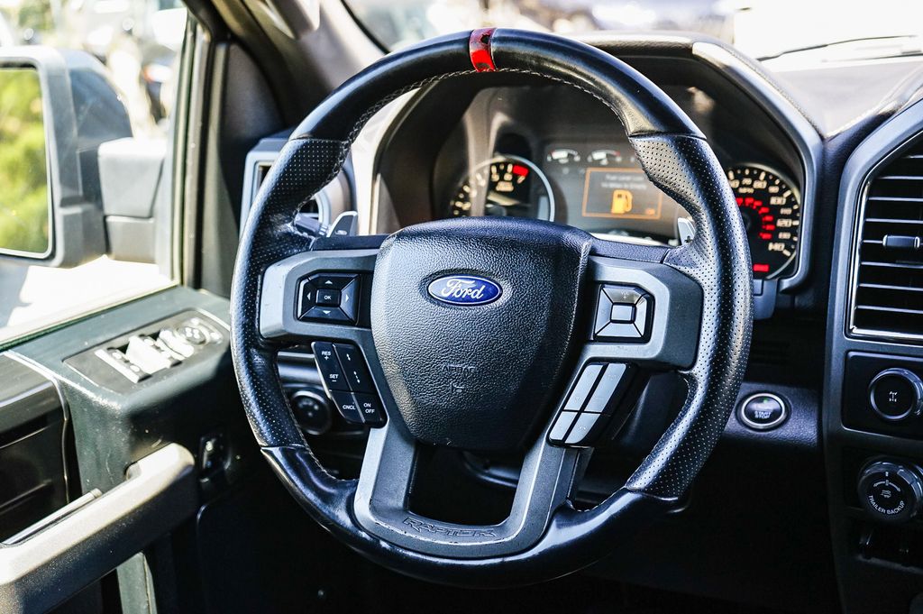 Thumbnail: 2019 Ford F-150 - 9