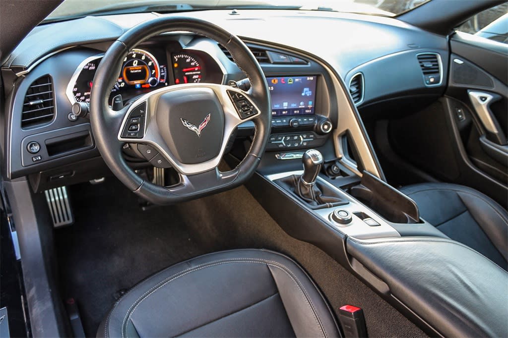 2016 Chevrolet Corvette Base 2