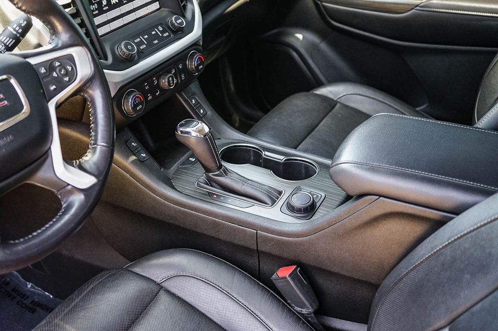 Thumbnail: 2018 GMC Acadia - 26