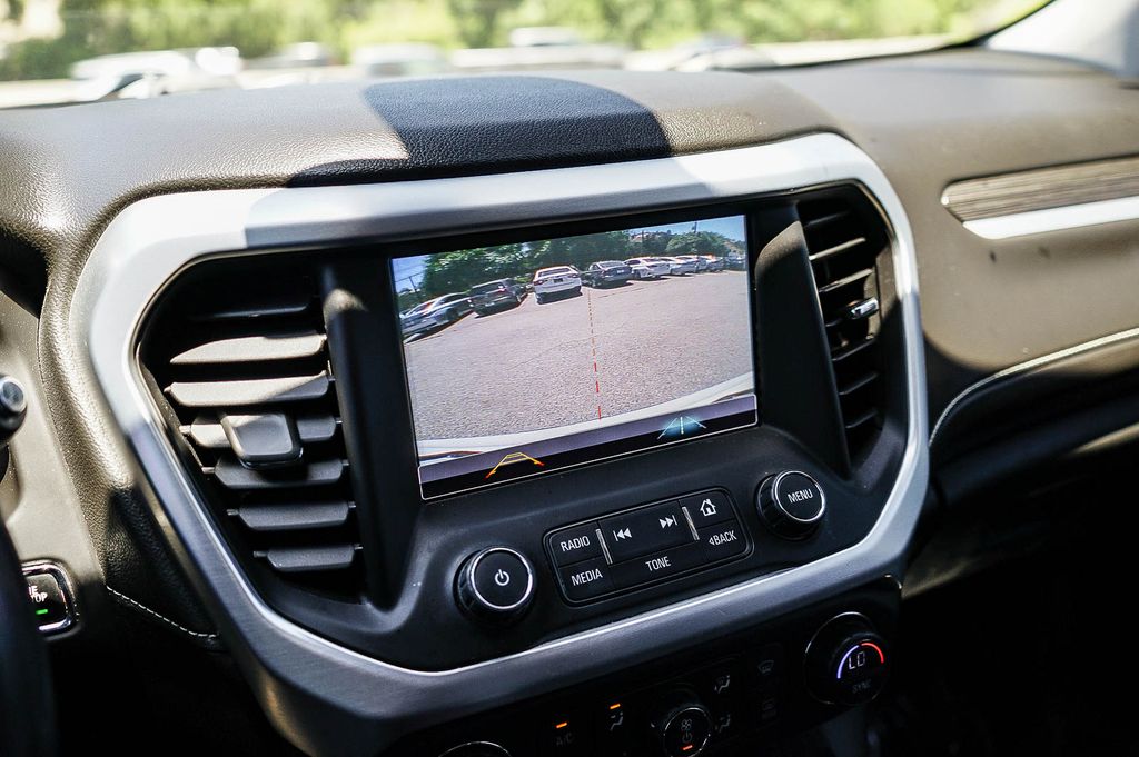 Thumbnail: 2018 GMC Acadia - 28