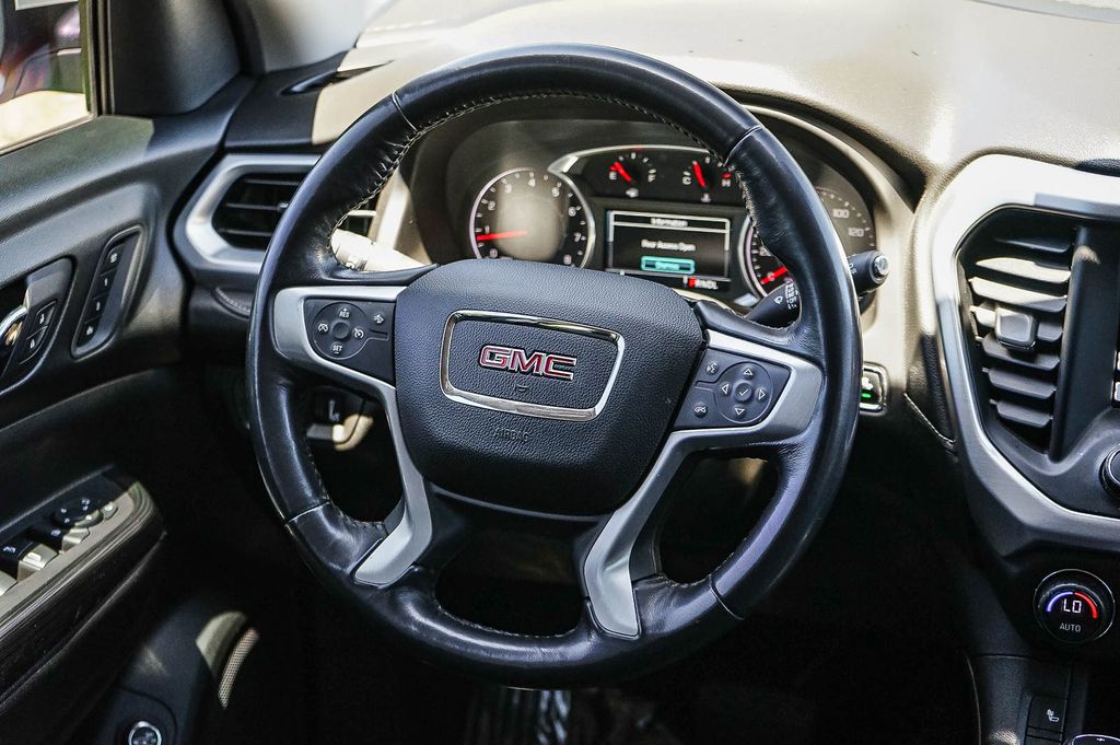 Thumbnail: 2018 GMC Acadia - 13