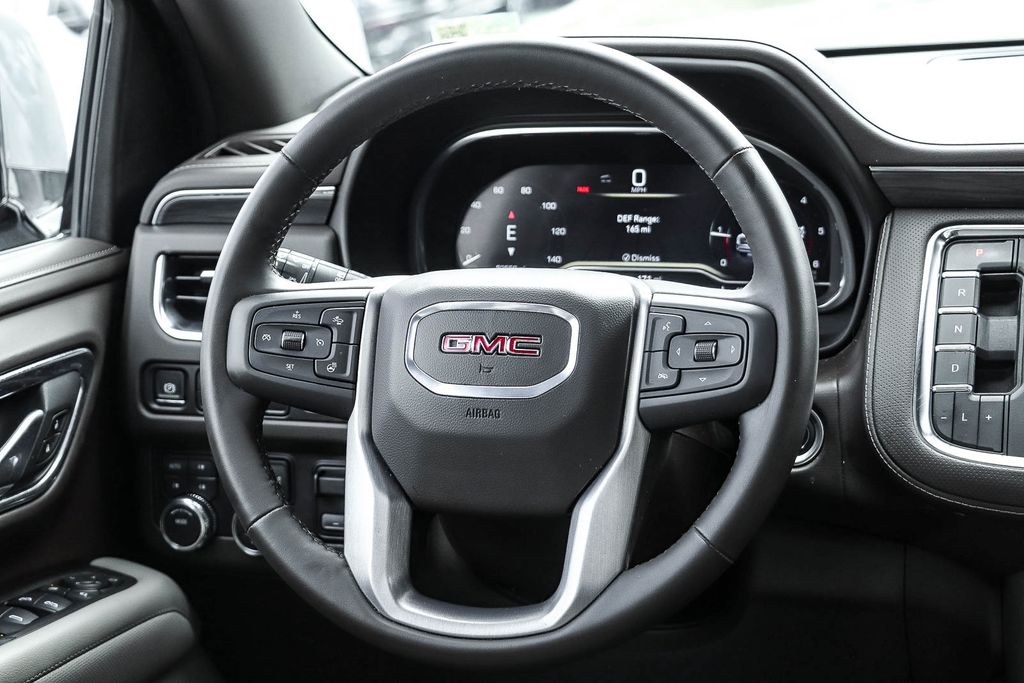 Thumbnail: 2024 GMC Yukon XL - 12