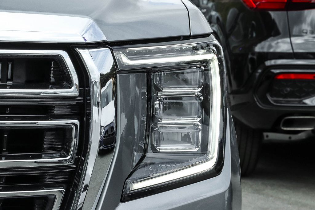 Thumbnail: 2024 GMC Yukon XL - 20