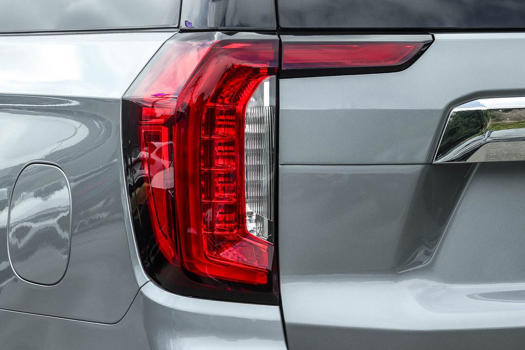 Thumbnail: 2024 GMC Yukon XL - 22