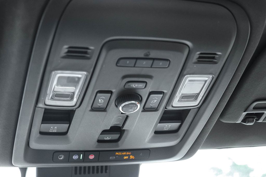 Thumbnail: 2024 GMC Yukon XL - 25