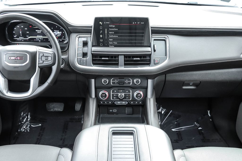 Thumbnail: 2024 GMC Yukon XL - 8