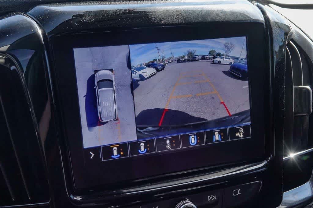 Thumbnail: 2020 Chevrolet Traverse - 24