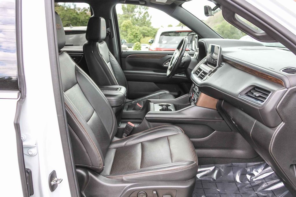 Thumbnail: 2021 Chevrolet Tahoe - 8