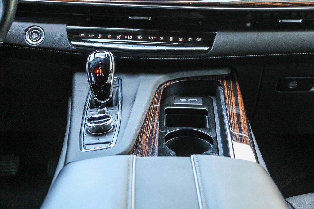 Thumbnail: 2024 Cadillac Escalade - 12