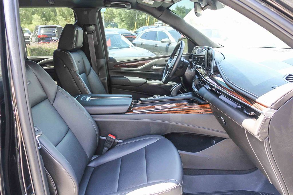 Thumbnail: 2024 Cadillac Escalade - 8