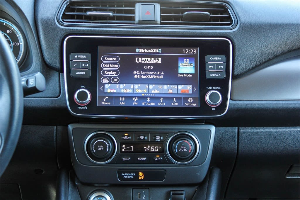 Thumbnail: 2023 Nissan Leaf - 21