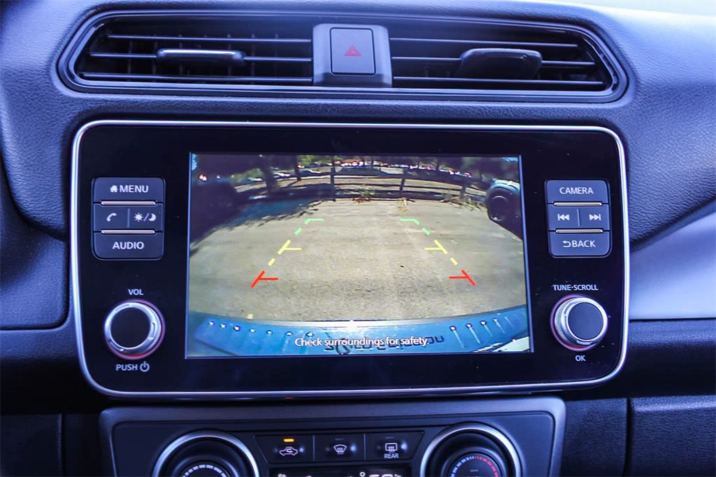 Thumbnail: 2023 Nissan Leaf - 24