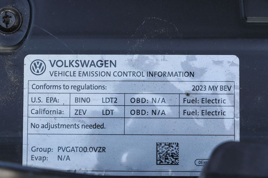 Thumbnail: 2023 Volkswagen ID.4 - 16
