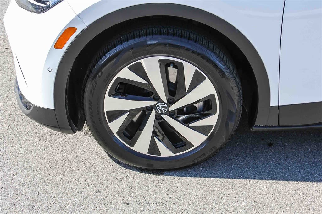 Thumbnail: 2024 Volkswagen ID.4 - 6