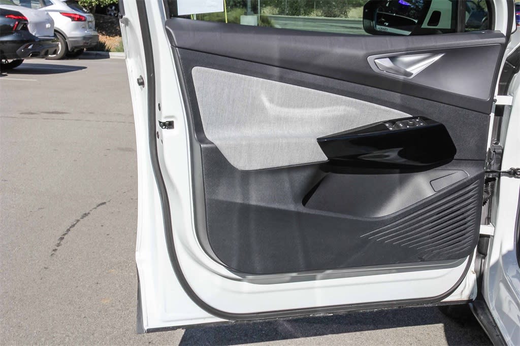 Thumbnail: 2024 Volkswagen ID.4 - 24